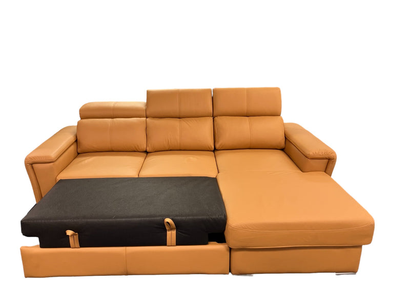 TROPIC Small Leather Sleeper Sectional