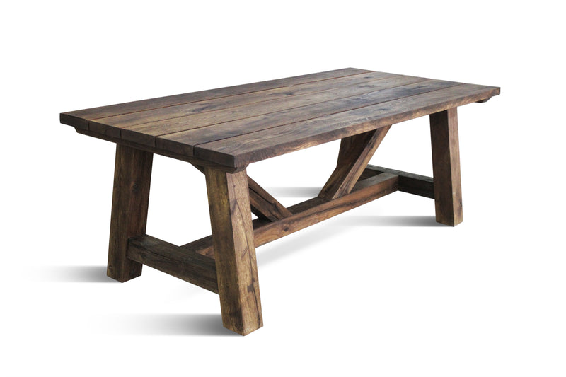 SNURR   Dining Table